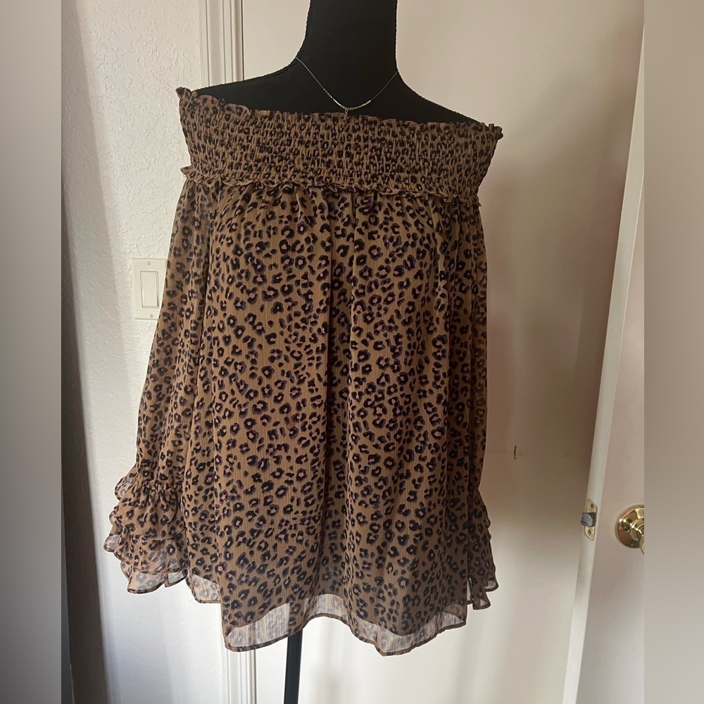 Cheetah top - Picture 4 of 10